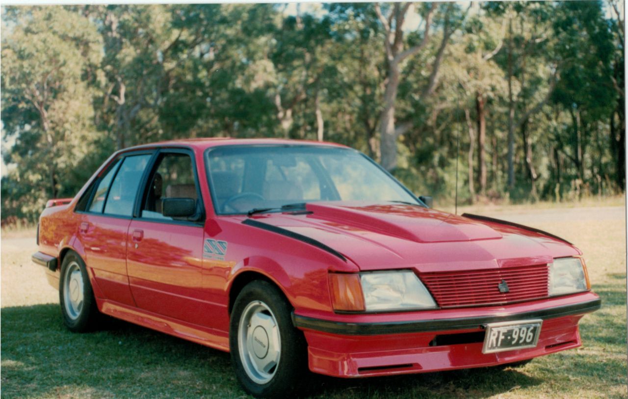 VH Group 3 Brock Commodore with cosmetic upgrade