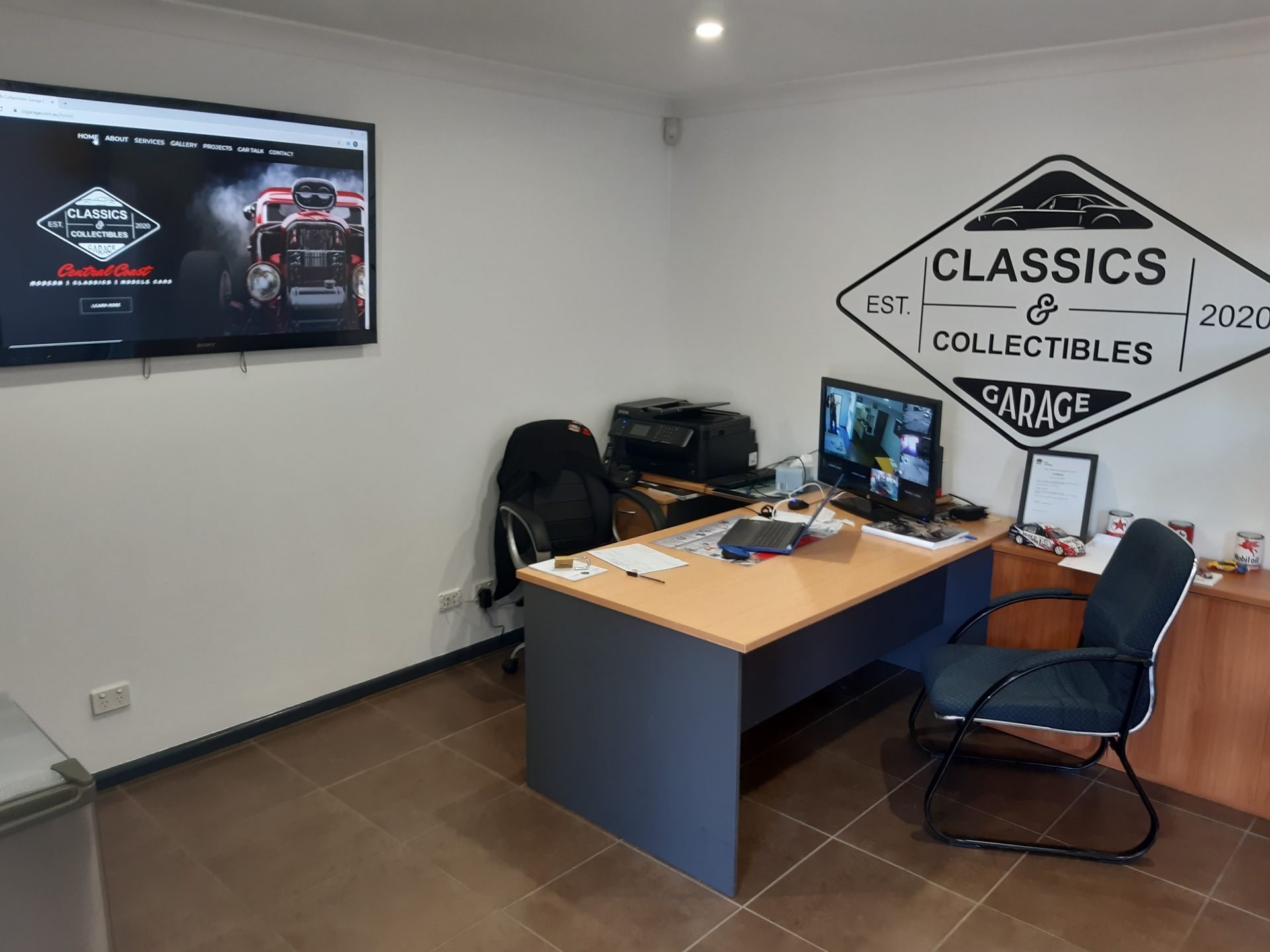 Classics & Collectibles Garage Office